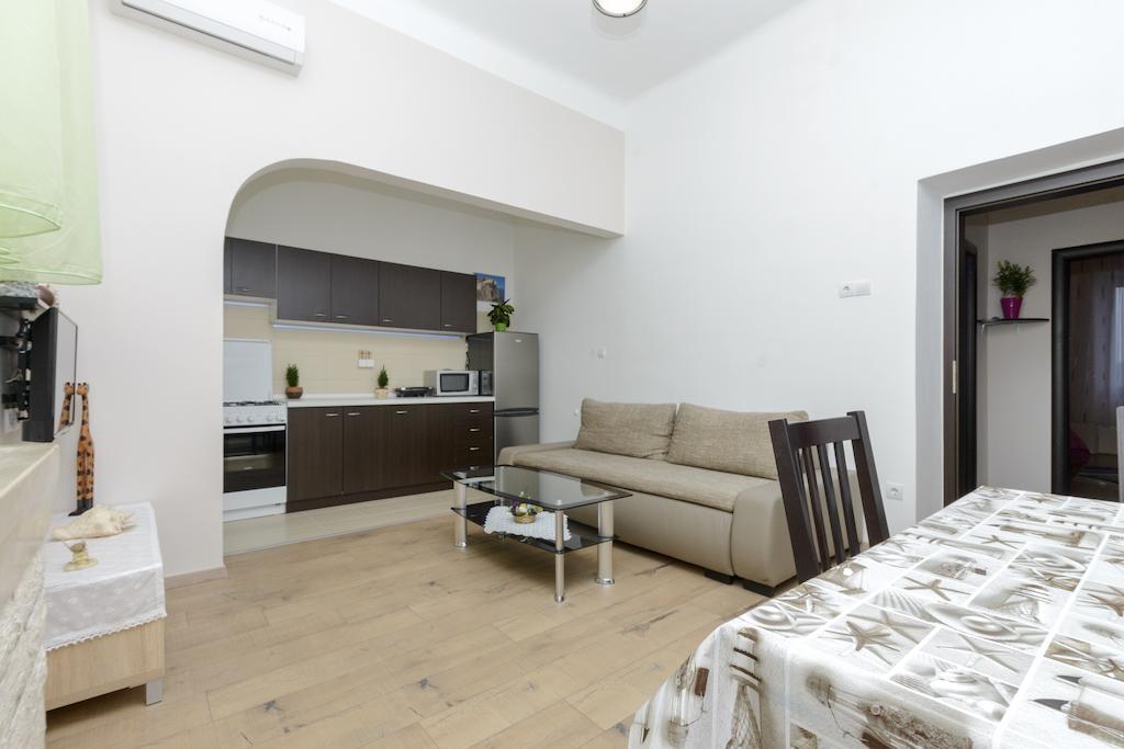 Pully Apartament *